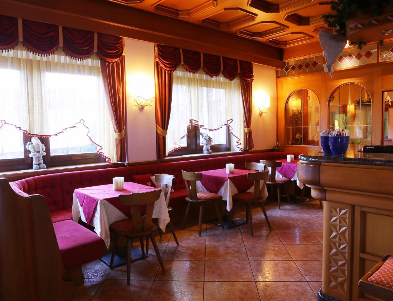 Hotel Belvedere Srl Fai della Paganella Exterior photo